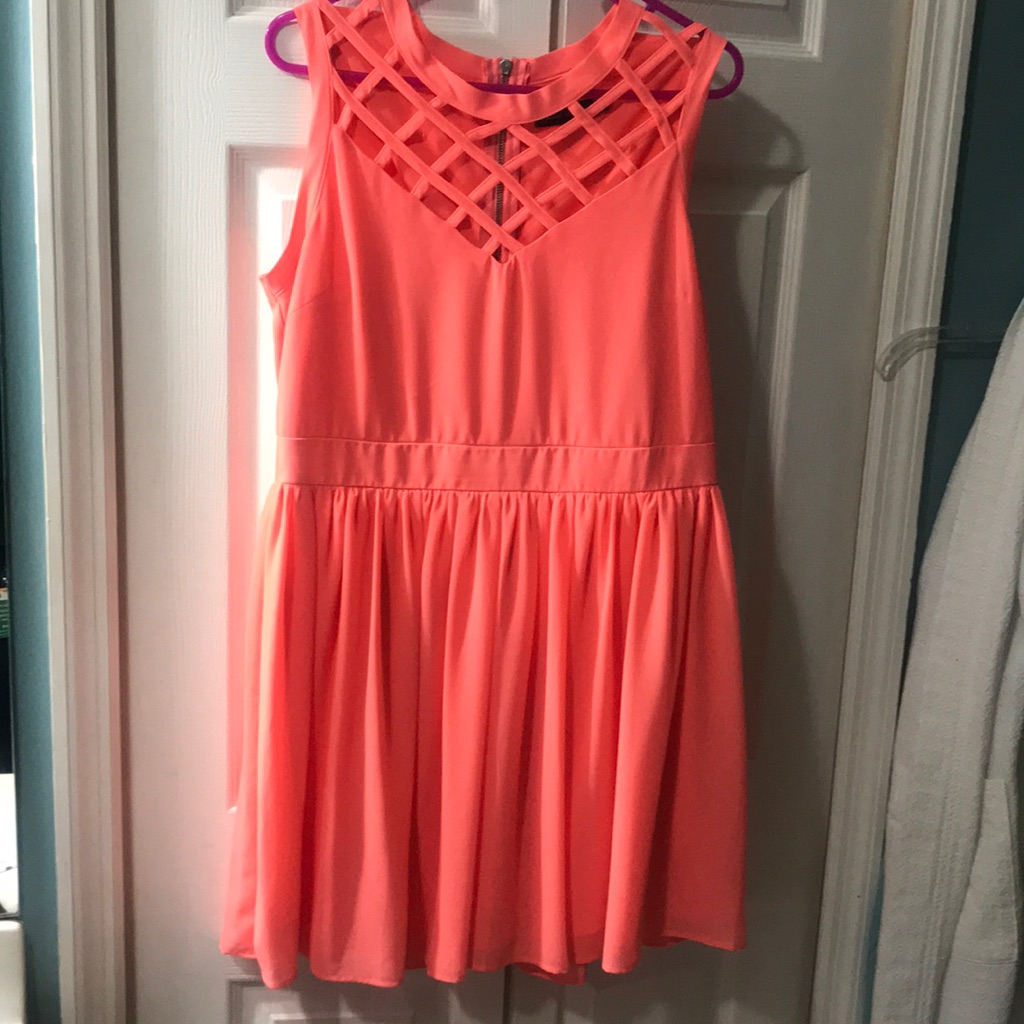 Dress !